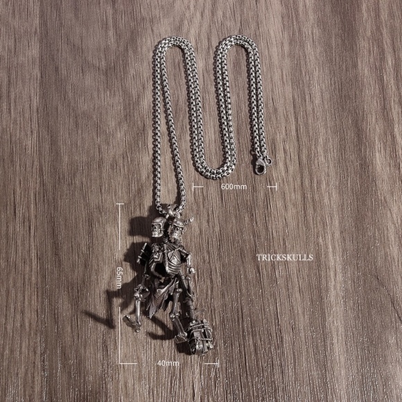 Double Dungeon Skeletons Hammer Skulls Streetwear Pendant & 60cm Round Box Chain - Picture 5 of 9
